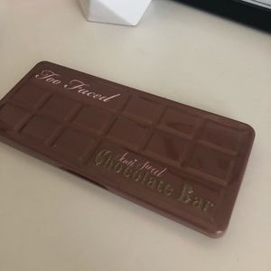 Chocolate eyeshadow pallet too faced